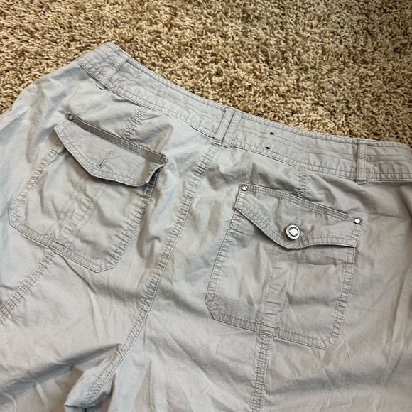 INC Capris - Picture 4 of 7